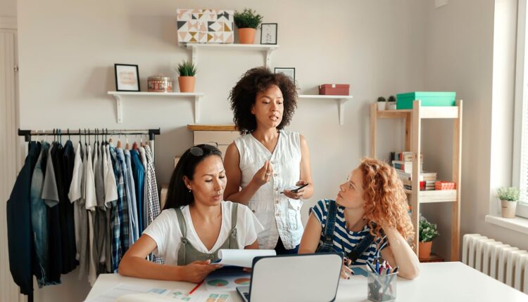 low investment business for ladies